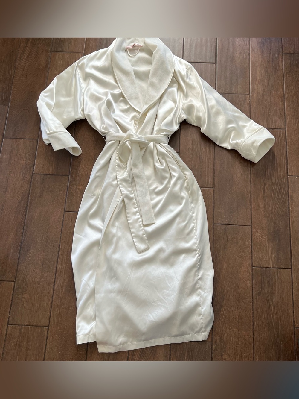 Satin and Fleece Kimono Victoria's Secret Vintage Robe sz M/L Ivory/Cream